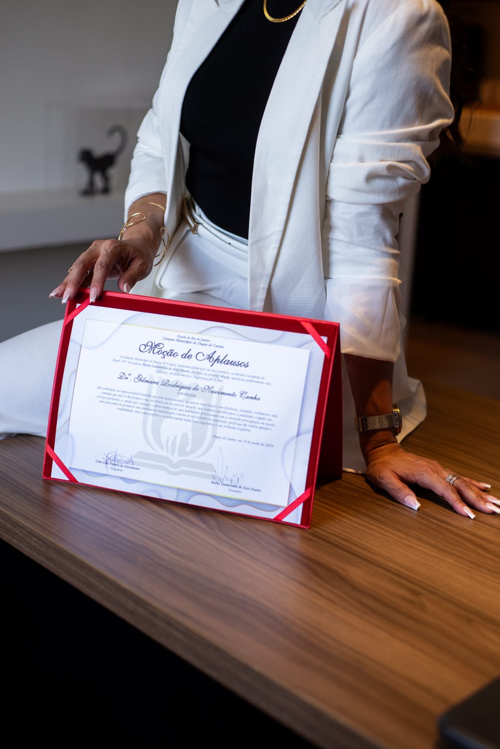 Moção de Aplausos - Dra. Gilmara Nascimento - Advogada